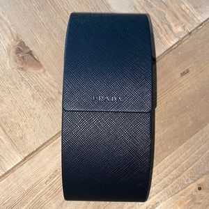 BN- AUTHENTIC PRADA HARD SUNGLASS CASE